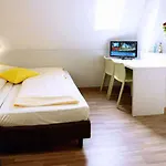 Colour Hotel 3*