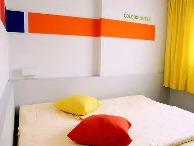 Colour Hotel 3*