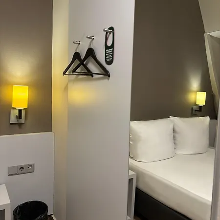 Colour 3* Frankfurt am Main